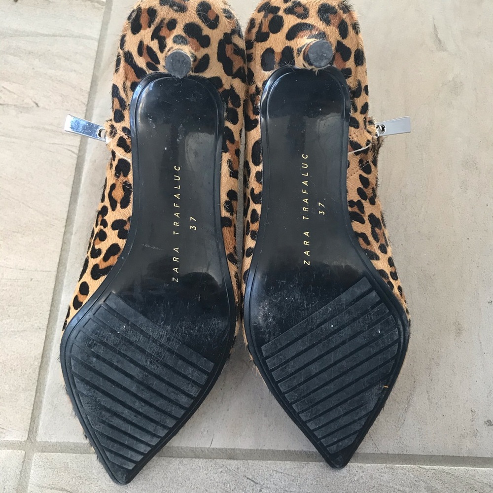 ⭐️HOST PICK⭐️ ZARA leopard leather ankle boot - Picture 6 of 8